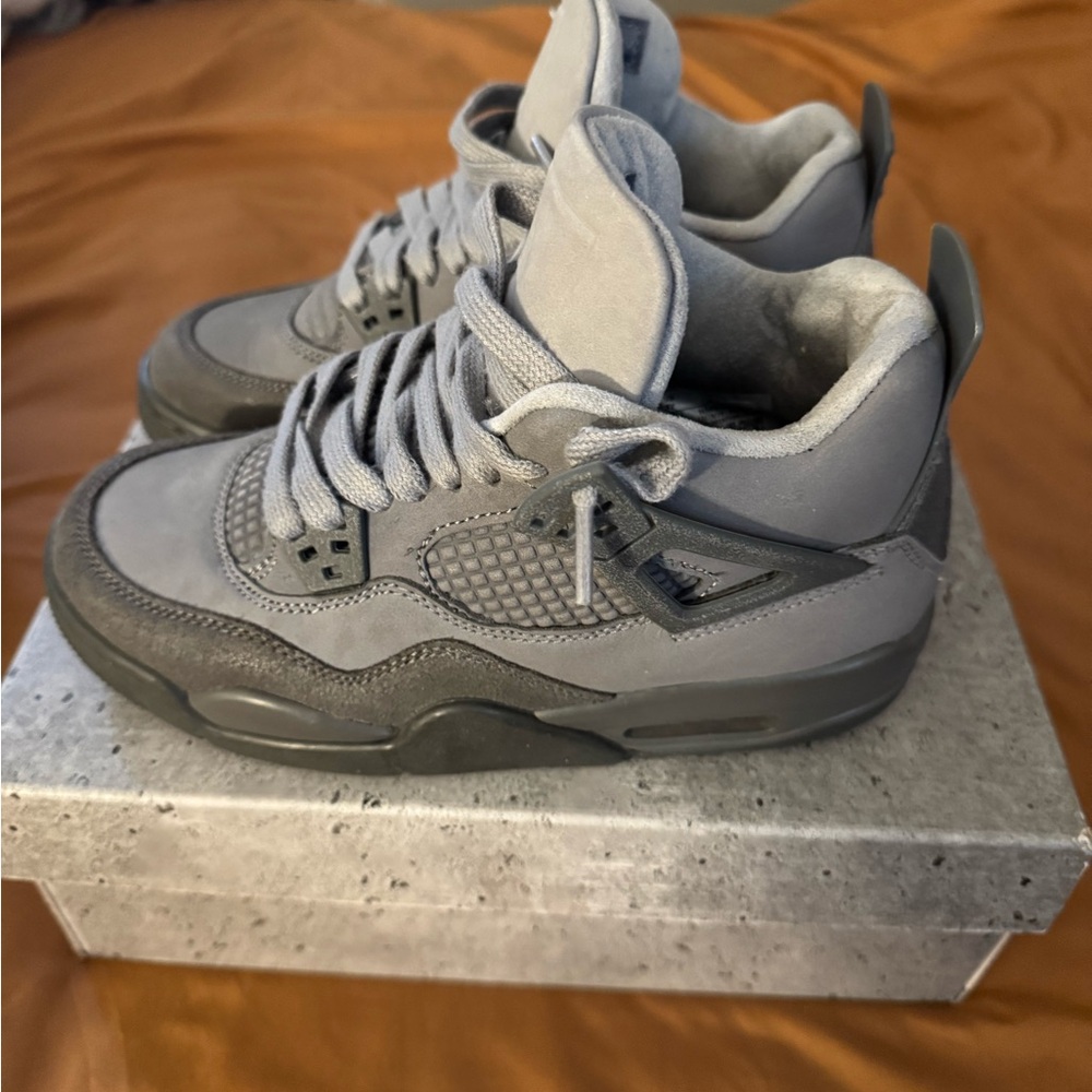Jordan Retro 4